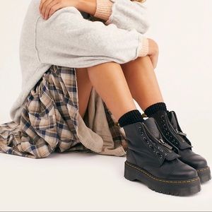Dr. Martens Sinclair Boots